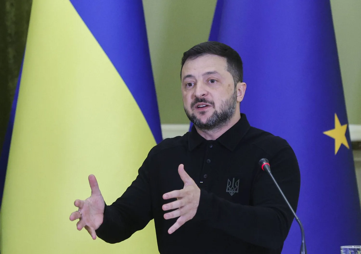 الرئيس الأوكراني فولوديمير زيلينسكي (إ.ب.أ)