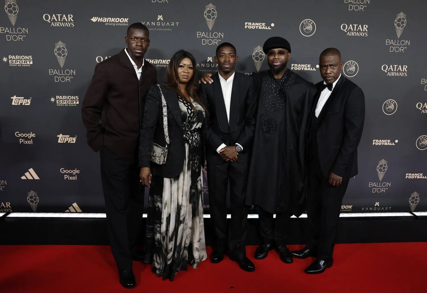 والدة النجم الفرنسي عثمان ديمبيلي (رويترز)