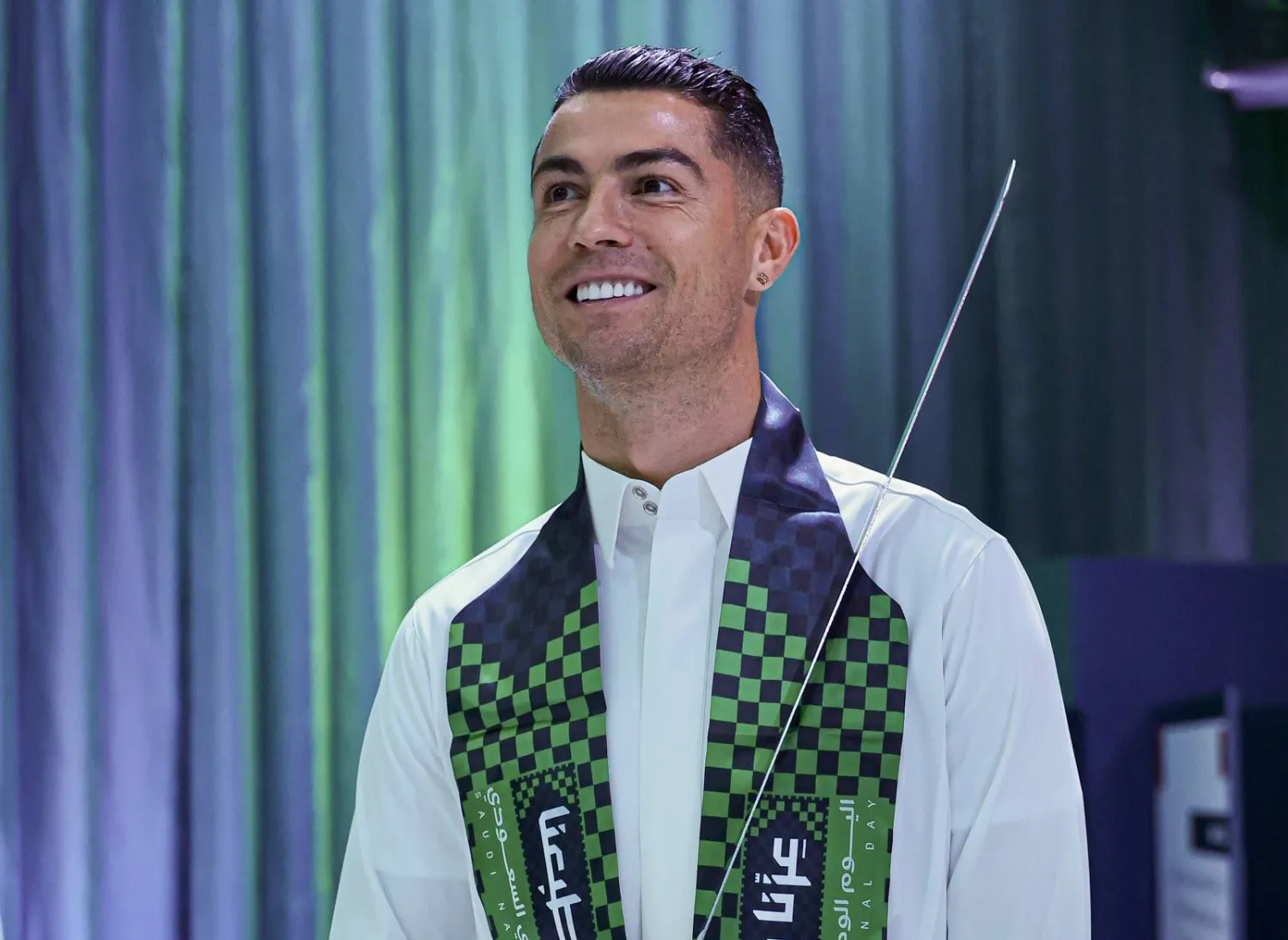 النجم البرتغالي كريستيانو رونالدو قائد فريق النصر (الشرق الأوسط) 