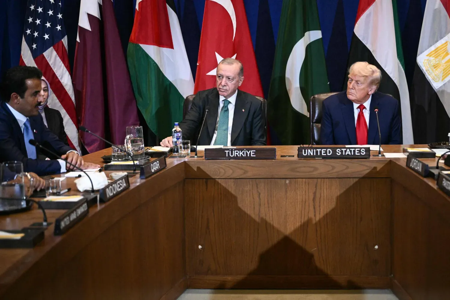 ABD Başkanı Trump, New York'ta Arap ve Müslüman liderlerle bir araya geldi (AFP)