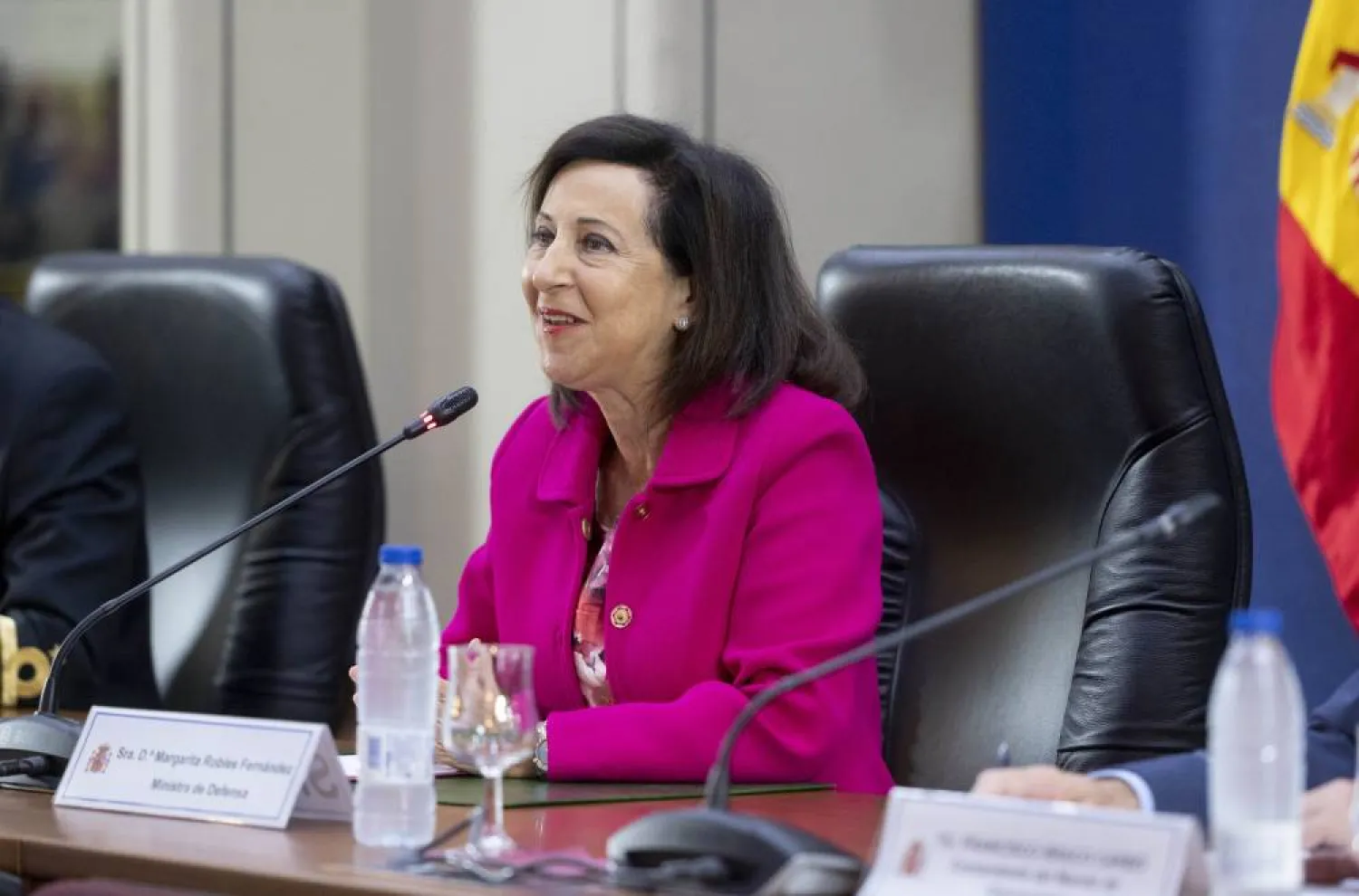 وزيرة الدفاع الإسبانية مارغريتا روبليس (مواقع)