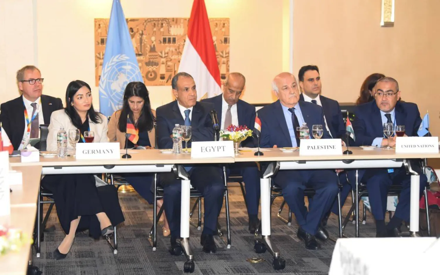 بعثة مصر في الأمم المتحدة تستضيف اجتماعاً لإعادة إعمار غزة (الخارجية المصرية) 