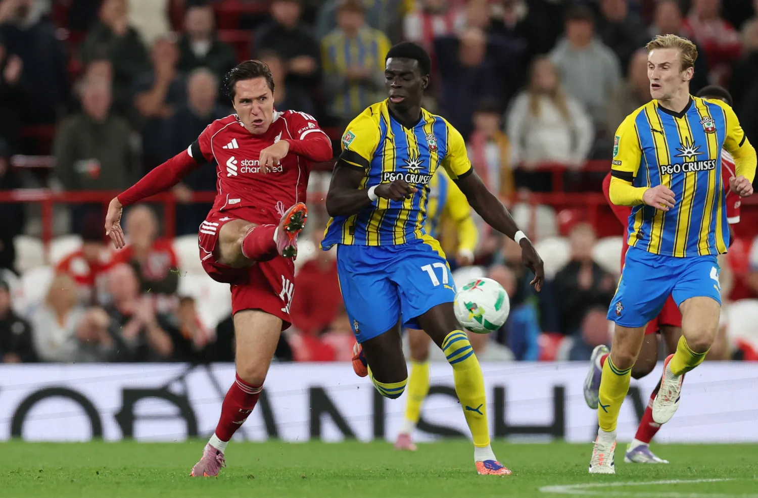 فيديريكو كييزا (يسار) تألق في مباراة كأس كاراباو (رويترز) 