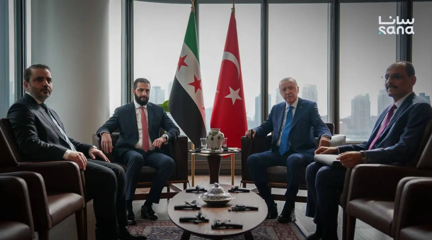 خلال اللقاء الذي جمع الرئيس السوري أحمد الشرع ونظيره التركي رجب طيب إردوغان (سانا)