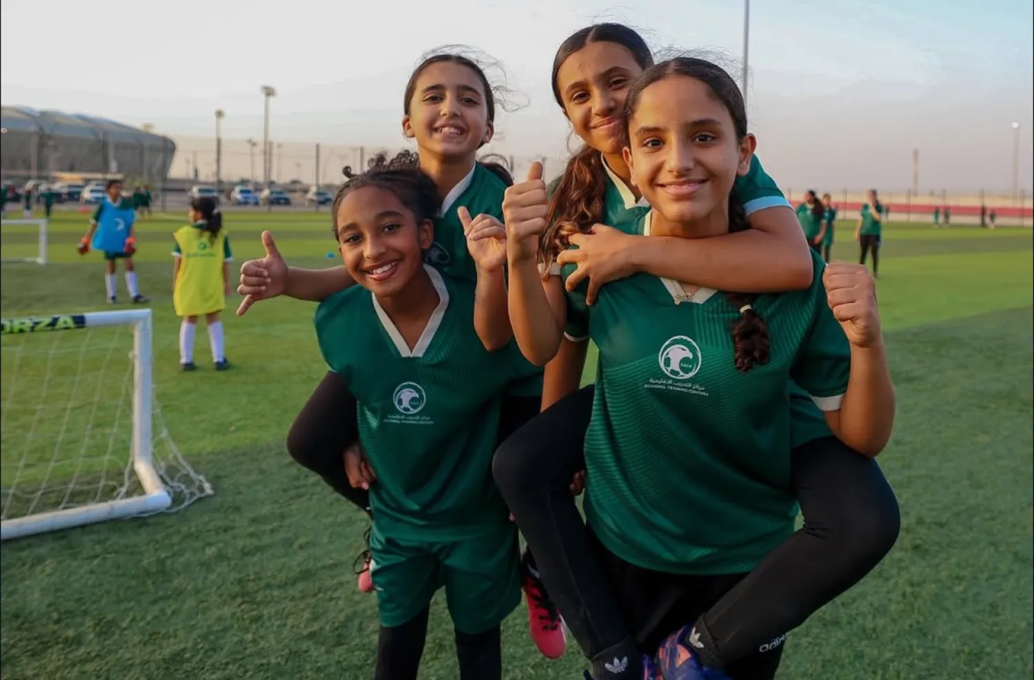 المعسكر يضم 25 لاعبة من موهوبات المستقبل (الشرق الأوسط)