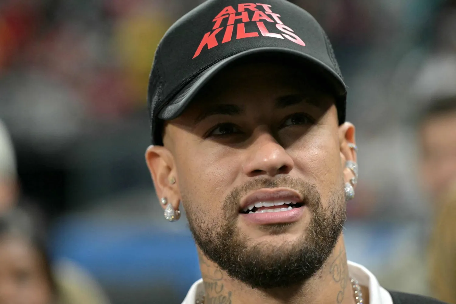 رونالدو يطالب بعودة نيمار إلى صفوف «سيليساو» لخوض نهائي كأس العالم 2026 (أ.ف.ب)