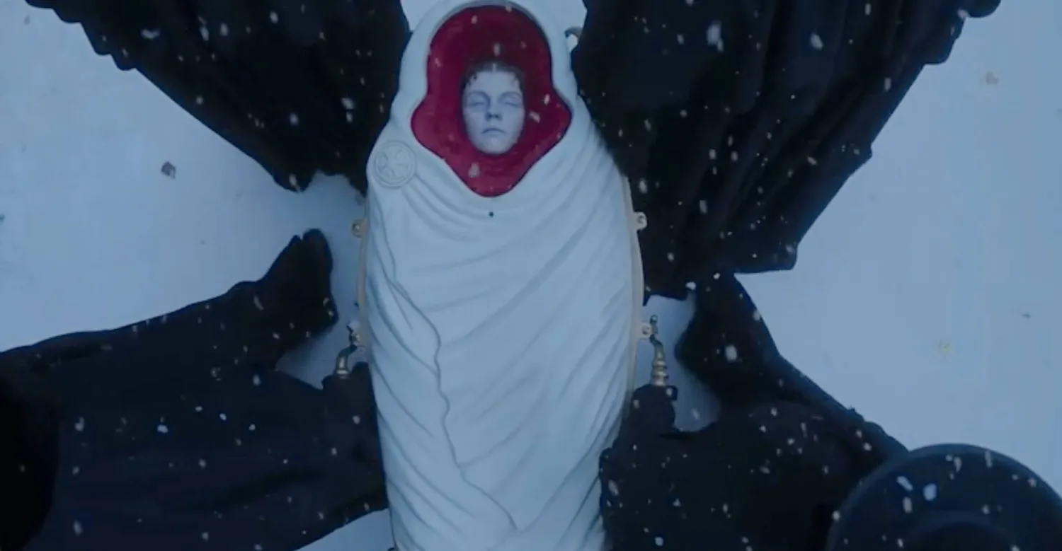 مشهد من «فرنكنستاين» على نتفليكس