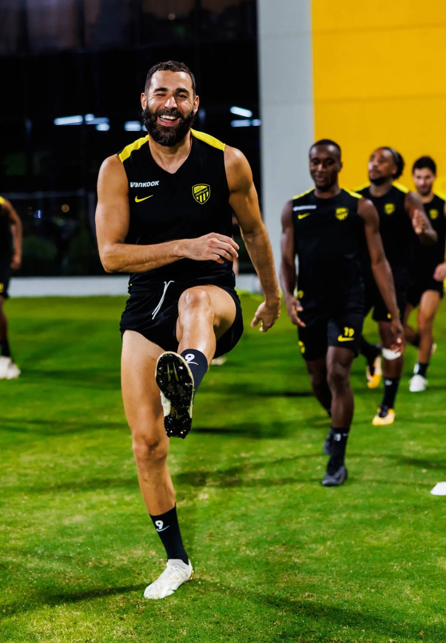 بنزيمة في آخر تدريب للاتحاد (موقع النادي)