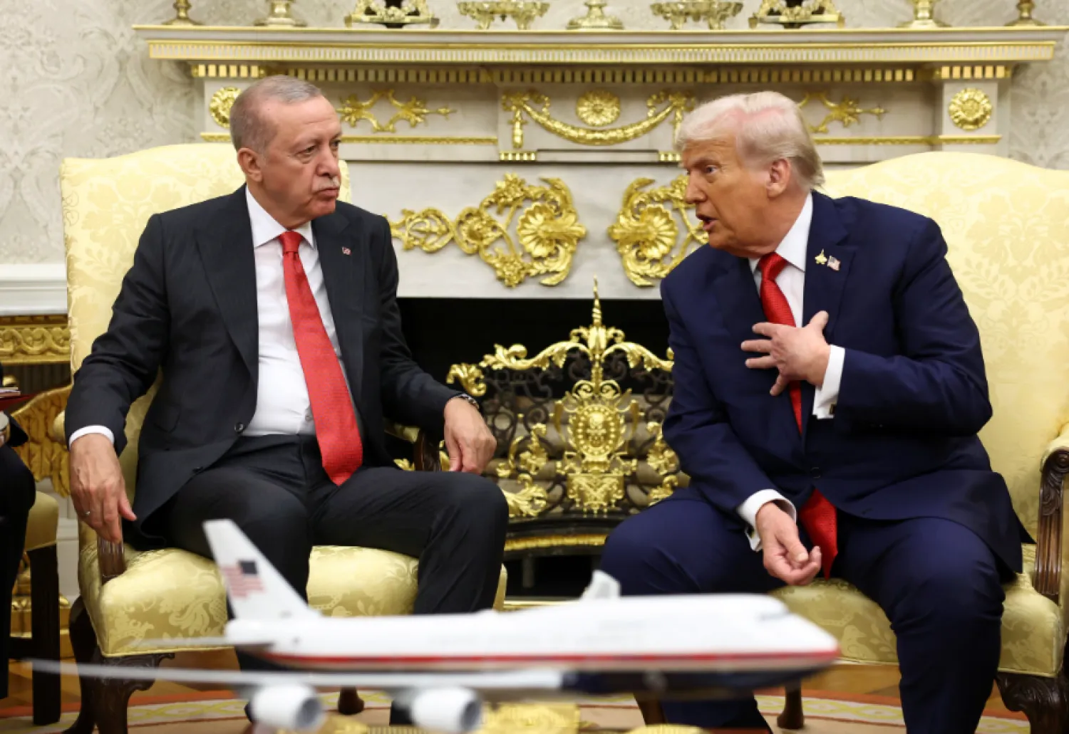 US President Donald Trump and Türkiye's President Recep Tayyip Erdogan meet at the White House in Washington, D.C., US, September 25, 2025. REUTERS/Kevin Lamarque 