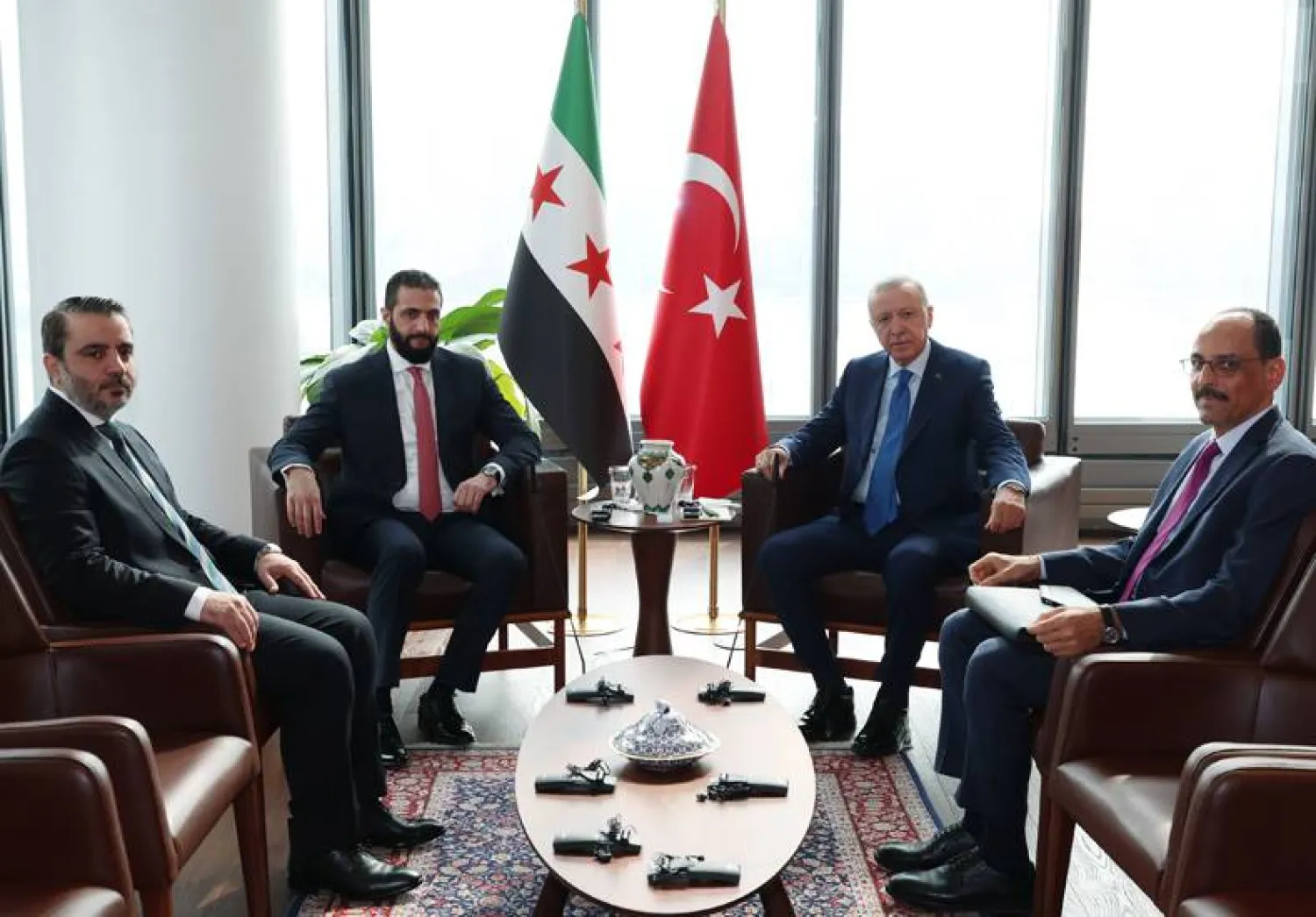 الرئيس التركي رجب طيب إردوغان التقى الرئيس السوري أحمد الشرع الأربعاء على هامش اجتماعات الجمعية العامة للأمم المتحدة في نيويورك (الرئاسة التركية)