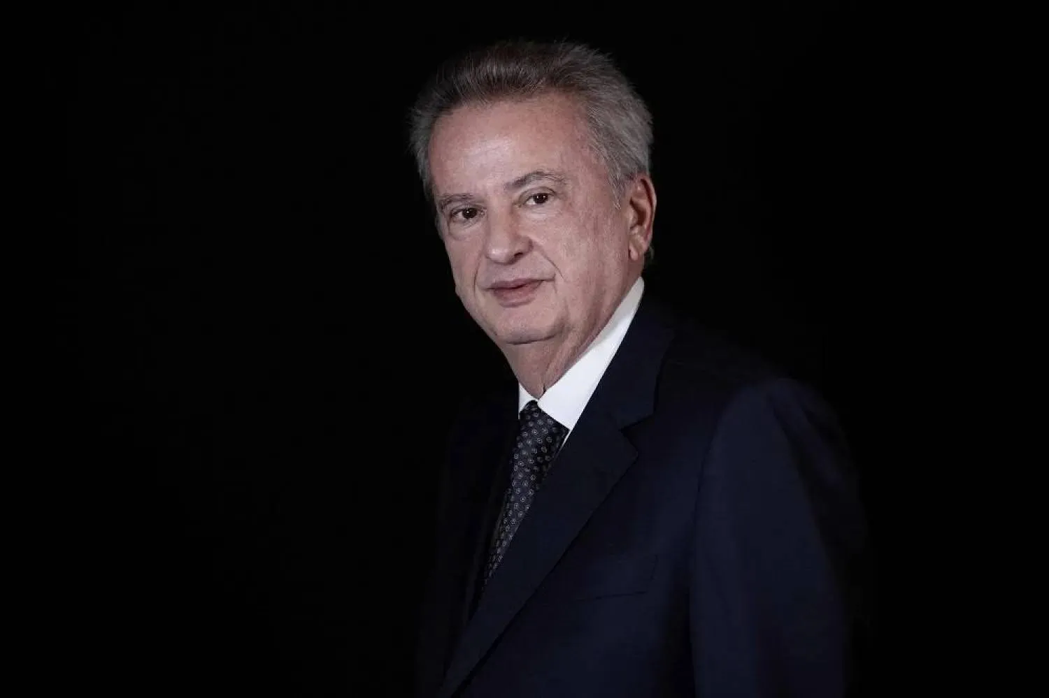 حاكم مصرف لبنان السابق رياض سلامة (أ.ف.ب)