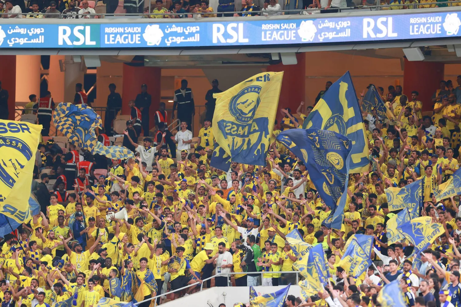جماهير نصراوية ساندت فريقها في ملعب الجوهرة بجدة (تصوير: عدنان مهدلي)