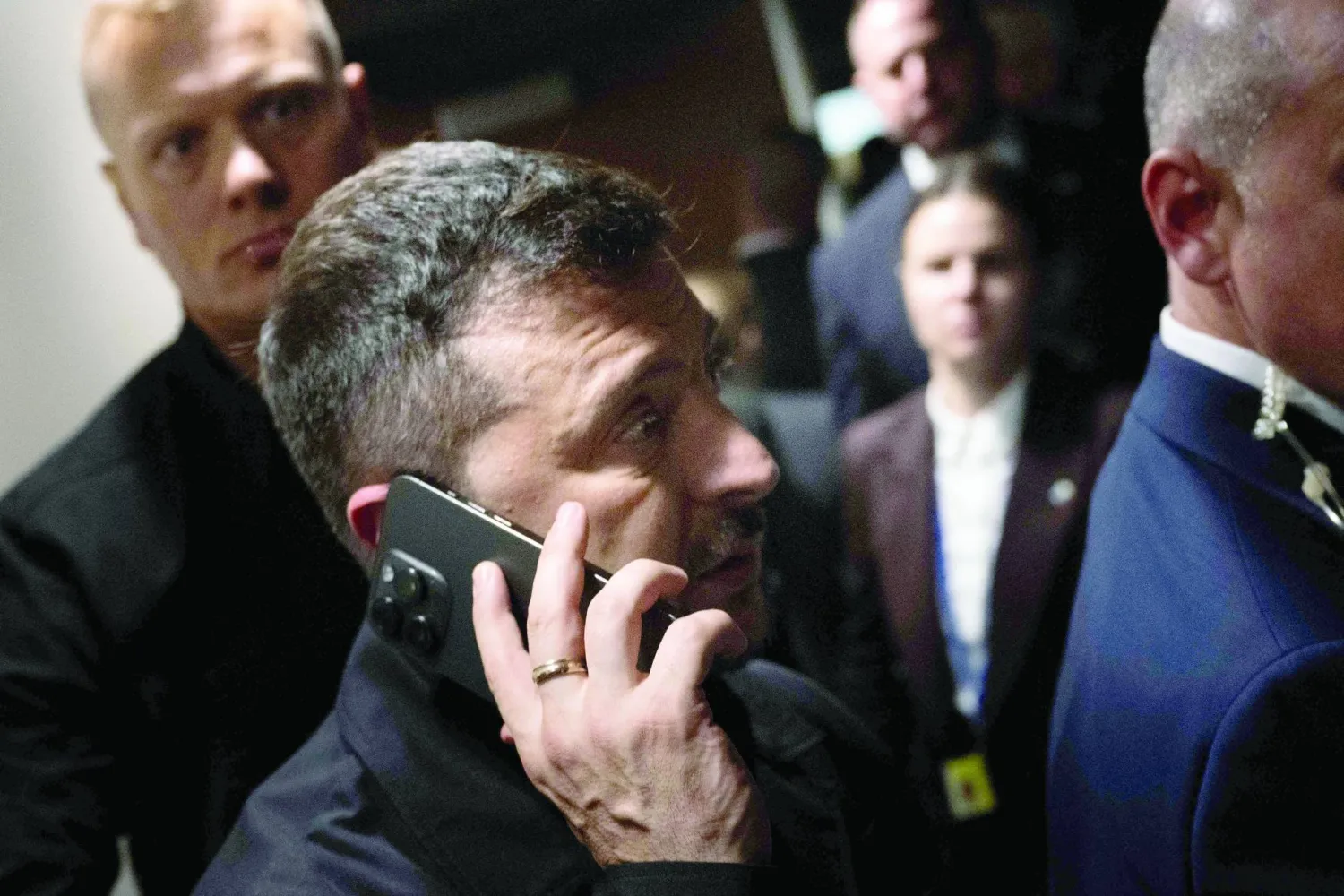 الرئيس الأوكراني فولوديمير زيلينسكي متوجهاً إلى اجتماع في مقر الأمم المتحدة بنيويورك (أ.ف.ب)