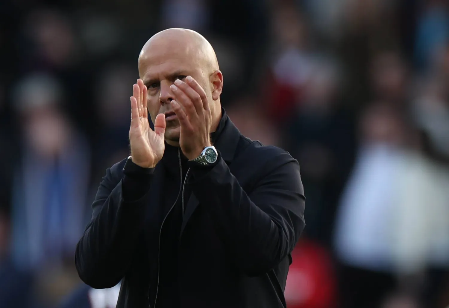 أرني سلوت مدرب ليفربول (إ.ب.أ)