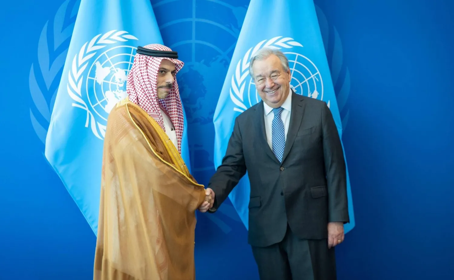 وزير الخارجية السعودي خلال لقائه الأمين العام لمنظمة الأمم المتحدة في نيويورك السبت (واس)