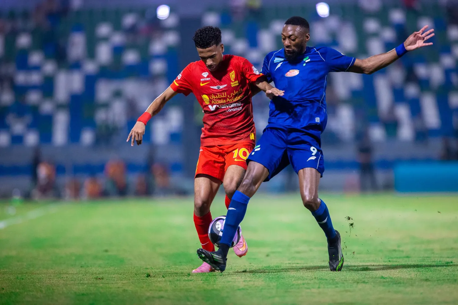 العفالق أشار إلى أن الأخطاء التحكيمية ساهمت بفقدان النقاط (تصوير: عيسى الدبيسي) 