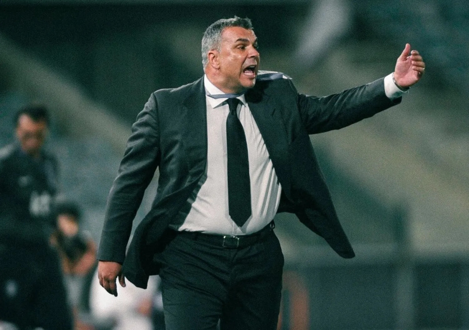 كوزمين أولاريو (الاتحاد الآسيوي)