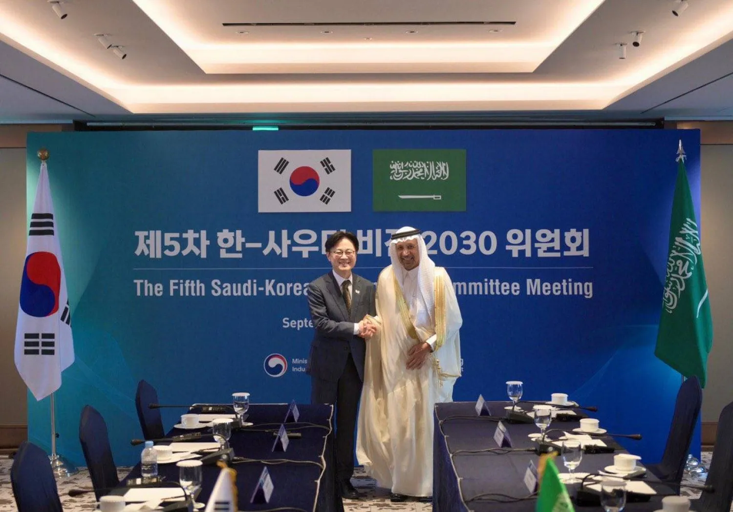 خلال الاجتماع الوزاري الخامس للجنة «الرؤية السعودية - الكورية 2030» في سيول (وزارة الاستثمار)
