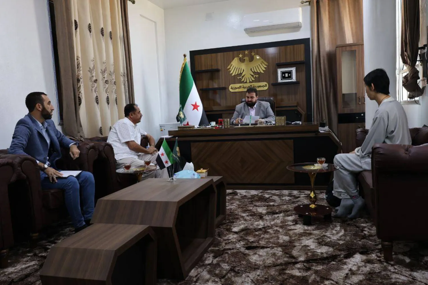 استقبال المحافظ مصطفى البكور وفداً من «أطباء بلا حدود» وبحث تطوير وتعزيز التعاون المشترك في المجال الصحي والطبي (محافظة السويداء)