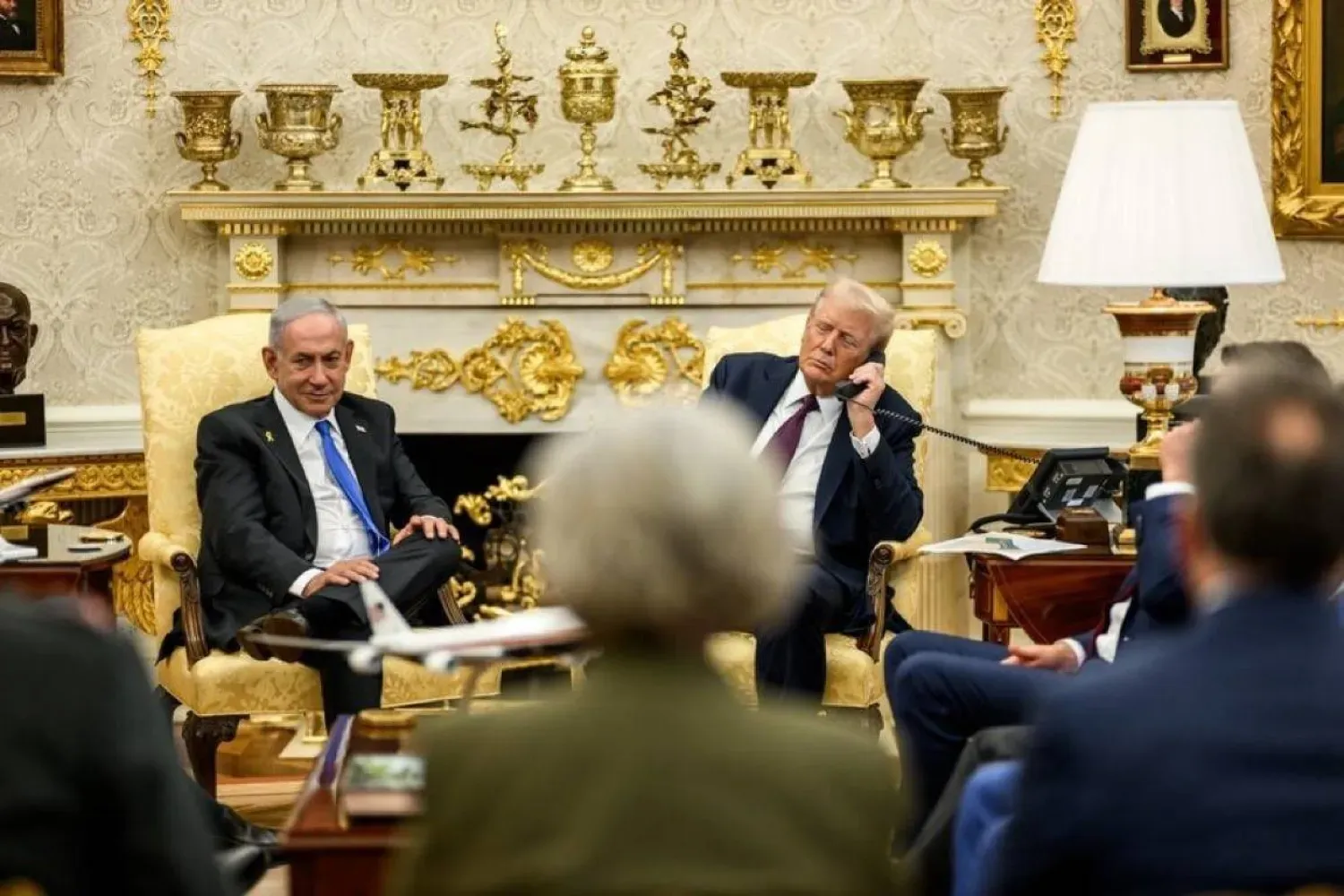 İsrail Başbakanı Binyamin Netanyahu'nun, Katarlı mevkidaşından Doha'ya yönelik İsrail bombalaması nedeniyle özür dilediği Beyaz Saray'dan yaptığı telefon görüşmesi görülüyor (İsrail Kanalı 12)