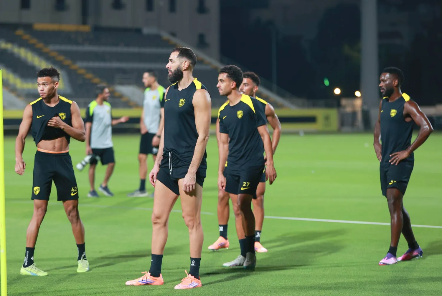 كريم بنزيمة خلال تدريبات الاتحاد الاثنين (تصوير: عدنان مهدلي) 