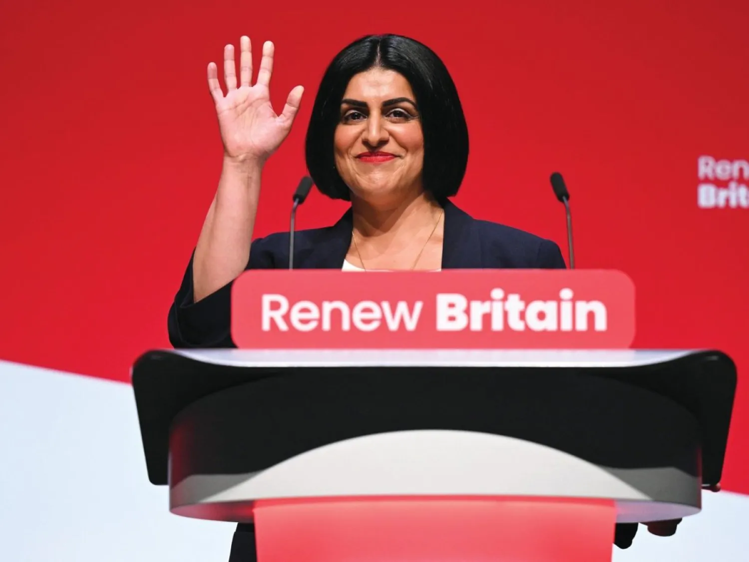 
وزيرة الداخلية البريطانية شعبانة محمود في المؤتمر السنوي لحزب العمّال في مدينة ليفربول (أ.ف.ب)