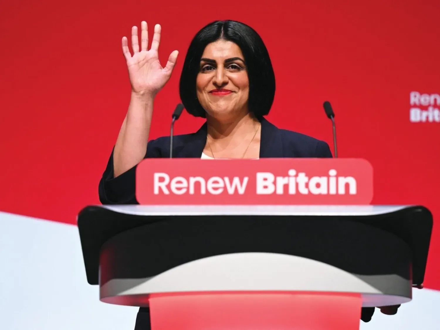 İngiltere İçişleri Bakanı Shabana Mahmood, İşçi Partisi'nin Liverpool'daki yıllık konferansında (AFP)