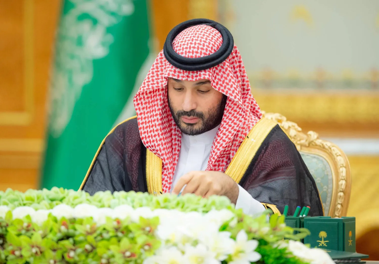 الأمير محمد بن سلمان ولي العهد رئيس مجلس الوزراء خلال ترؤسه الجلسة التي عُقدت في الرياض (واس)
