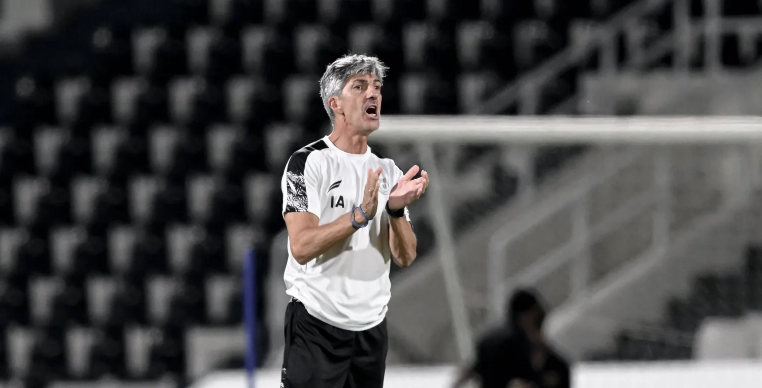 ألغواسيل قال إنه يعمل على زراعة عقلية المنافسة على كل البطولات في ذهن اللاعبين (نادي الشباب) 