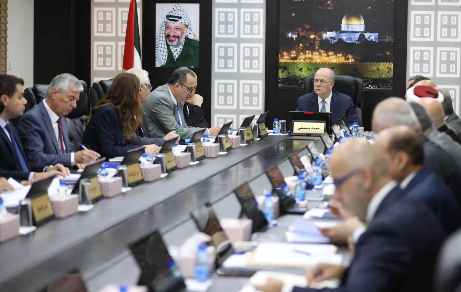 السلطة الفلسطينية ترحب بجهود ترمب: جاهزون للدولة وحكم غزة