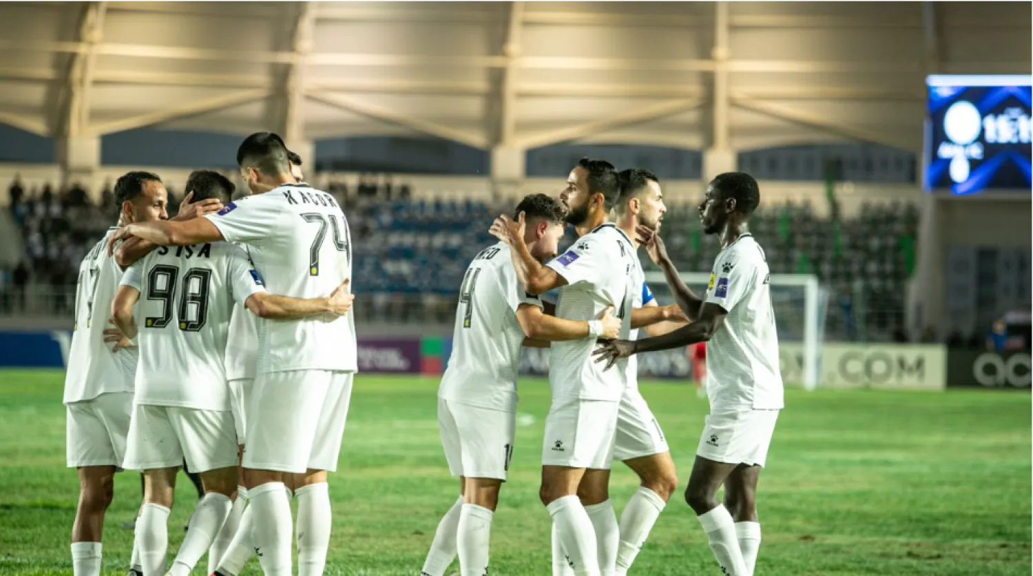 فرحة لاعبي الحسين إربد بالفوز الكبير (الاتحاد الآسيوي)