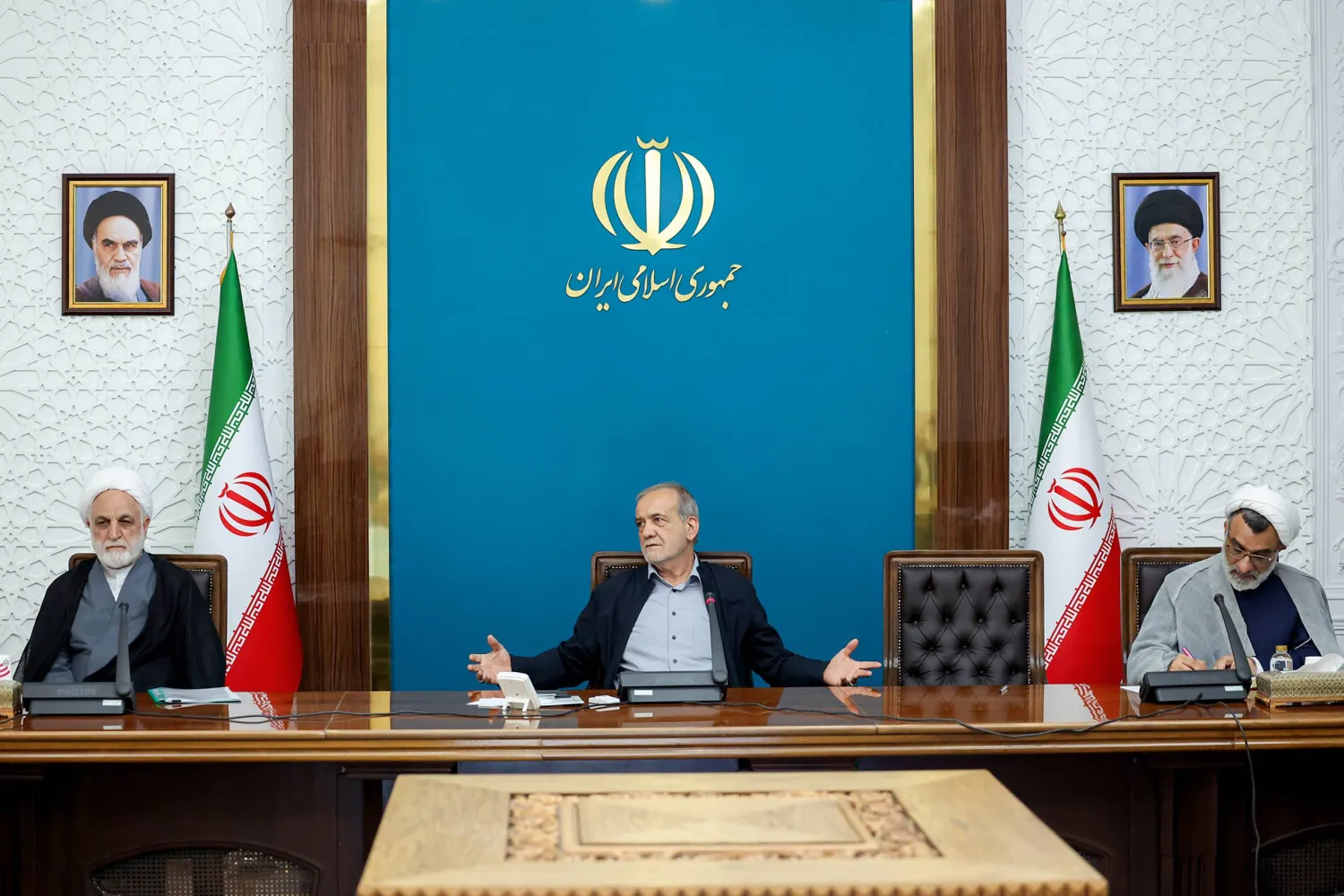 بزشكيان يترأس اجتماع «المجلس الأعلى للثورة الثقافية» اليوم (الرئاسة الإيرانية)