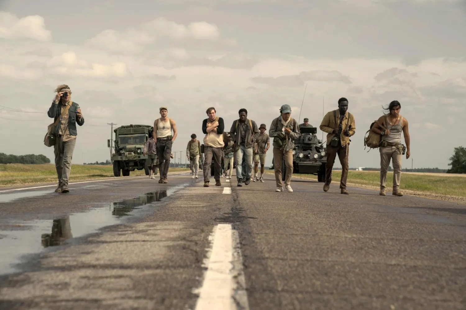 Eleştirmenler, 1979 tarihli romandan uyarlanan The Long Walk'taki genç oyuncuların performanslarının Oscar ihtimali taşıdığını söylüyor (Lionsgate)