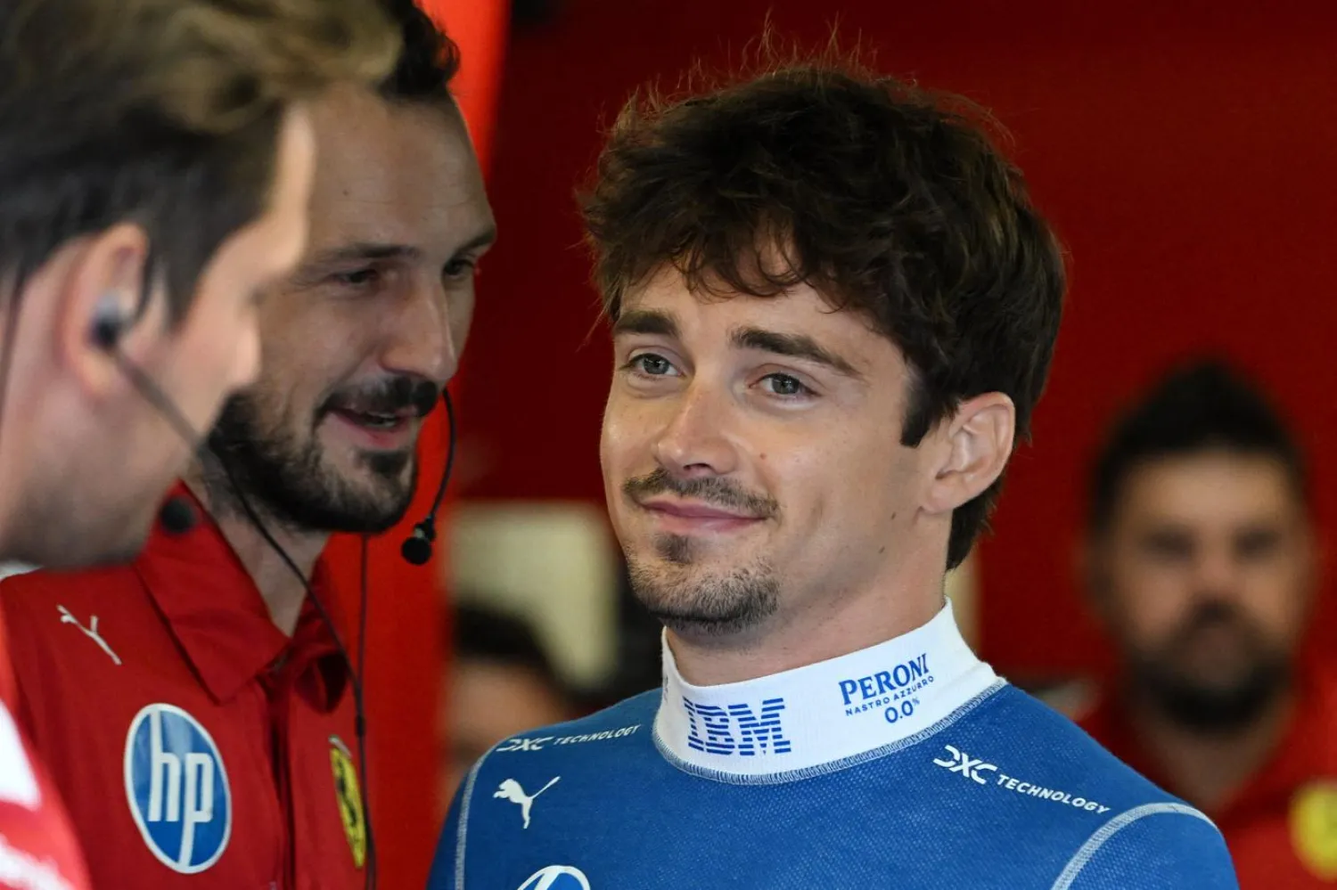 Ferrari pilotu Charles Leclerc geçen yıl İtalya'da zafere ulaşarak takımına ve taraflarına büyük sevinç yaşatmıştı (Reuters)