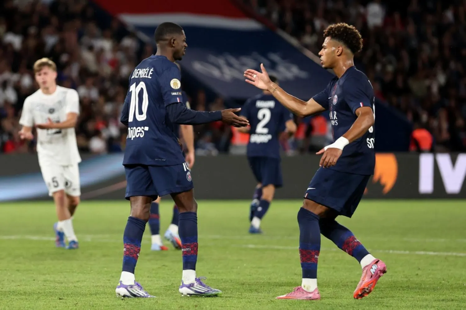 Ousmane Dembele ve Desire Doue (Reuters)
