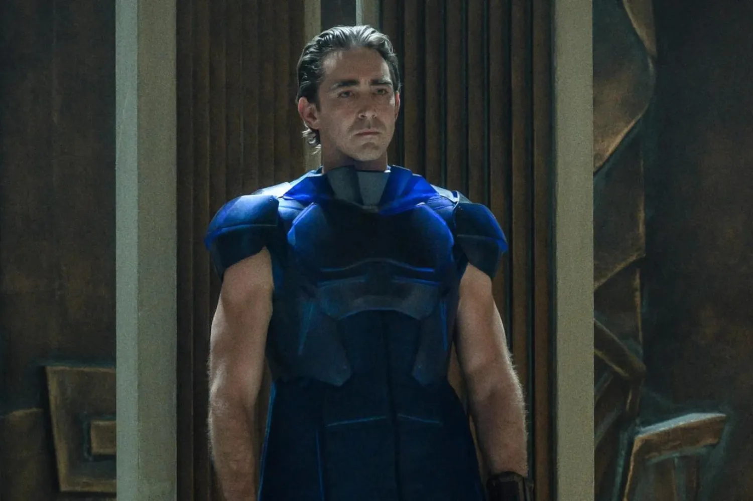 46 yaşındaki Amerikalı aktör Lee Pace, Pushing Daisies'deki performansıyla 2008'de Emmy adaylığı elde etmişti (Apple)