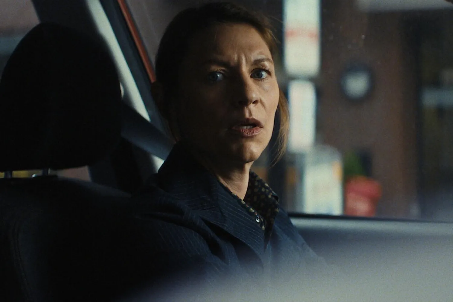 Emmy ve Altın Küre ödüllü Claire Danes, Homeland, Romeo ve Juliet (Romeo + Juliet) ve Saatler (The Hours) gibi yapımlardaki rolleriyle tanınıyor (Netflix)