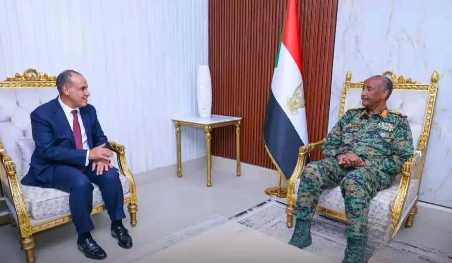 من لقاء البرهان وعبد العاطي (مجلس السيادة)