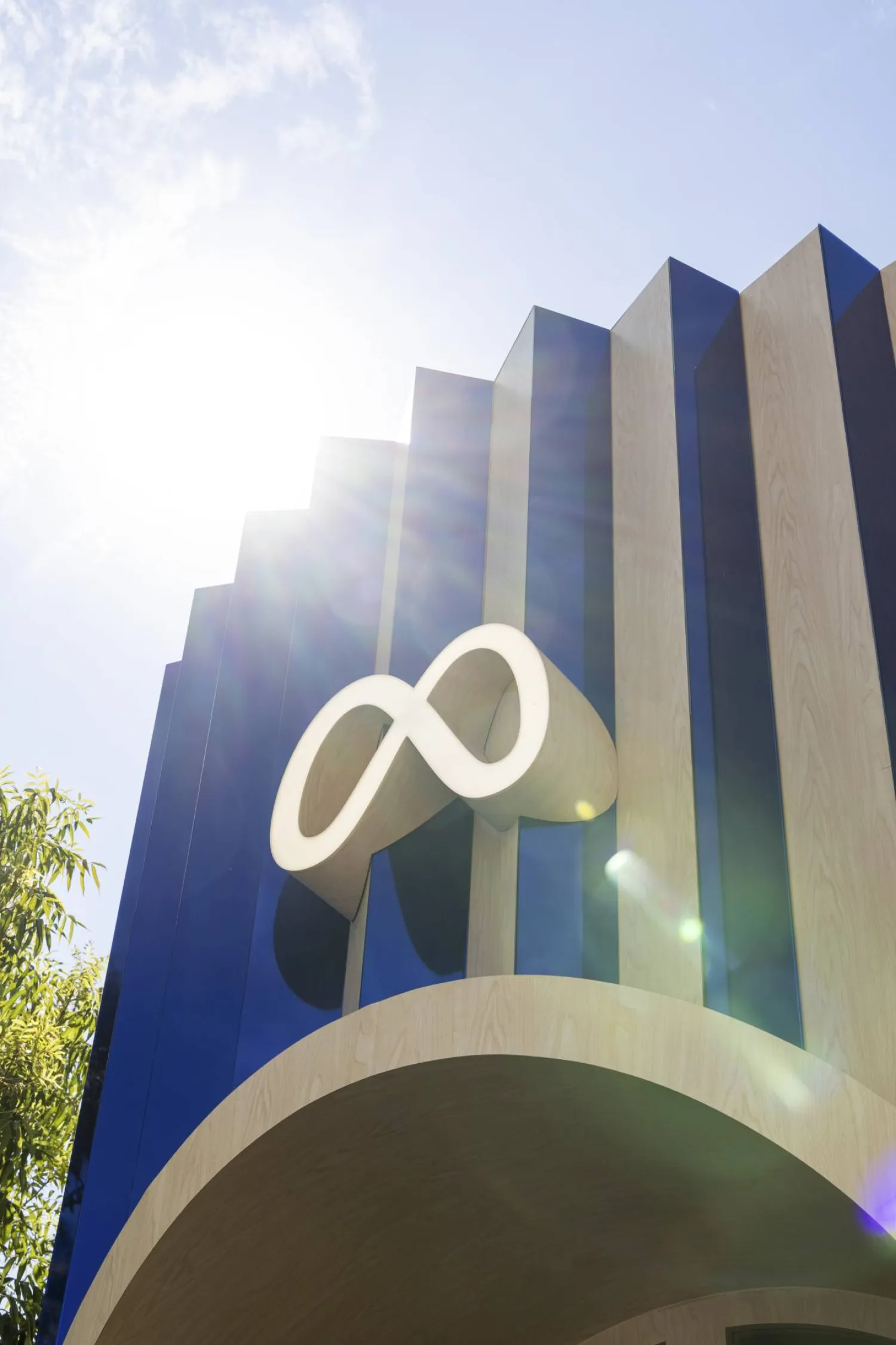 تقرير أميركي: انتشار عمليات الاحتيال في الإعلانات السياسية في «فيسبوك»