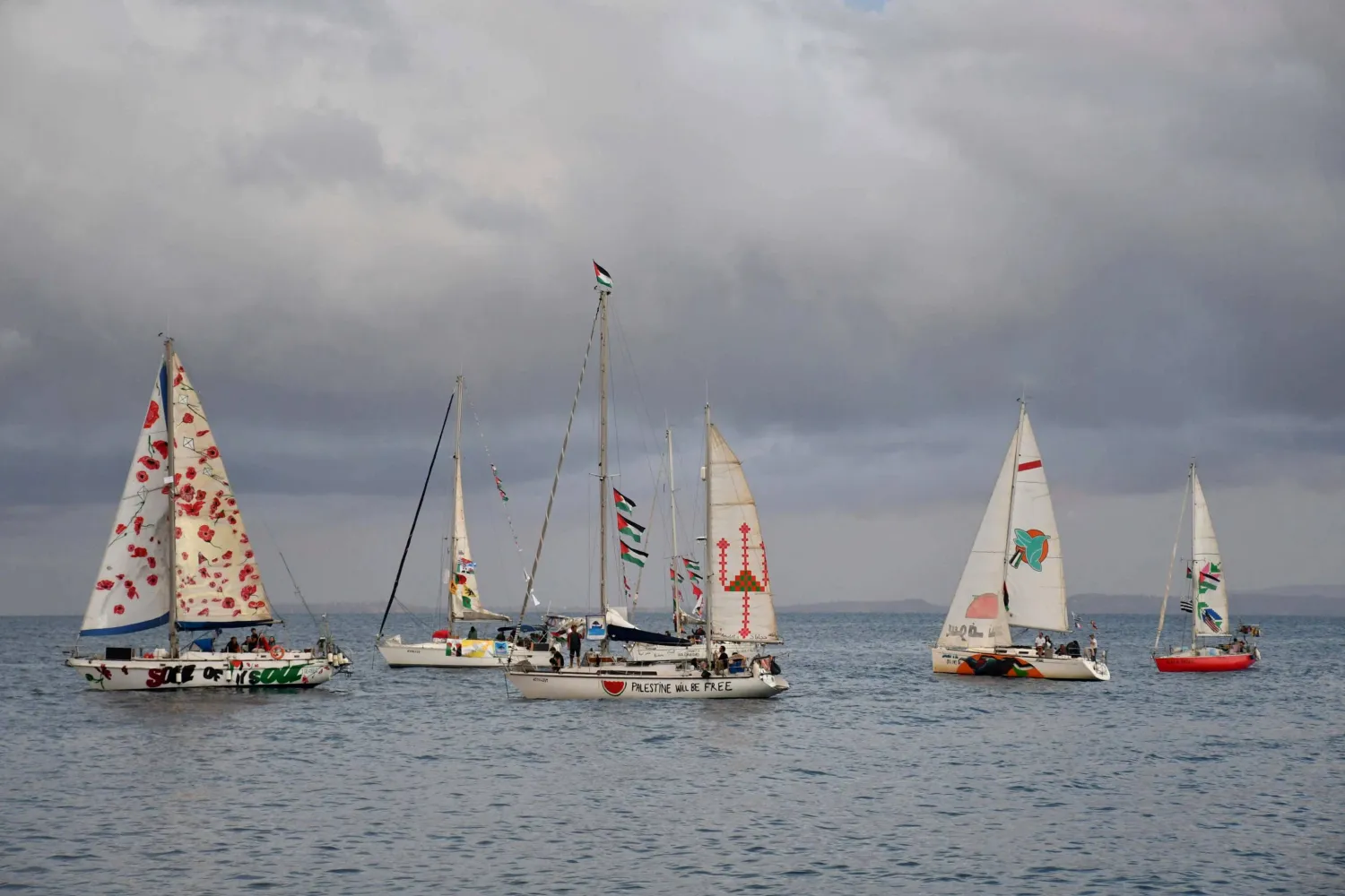 A flotilla of boats leaves the port of San Giovanni Li Cuti in Catania, Sicily, southern Italy, 27 September 2025. EPA/ORIETTA SCARDINO