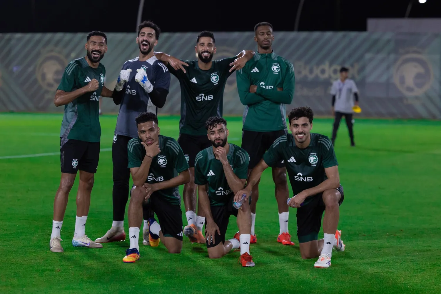 لاعبو «الأخضر» أظهروا معنويات عالية خلال التمرين الأول (المنتخب السعودي)