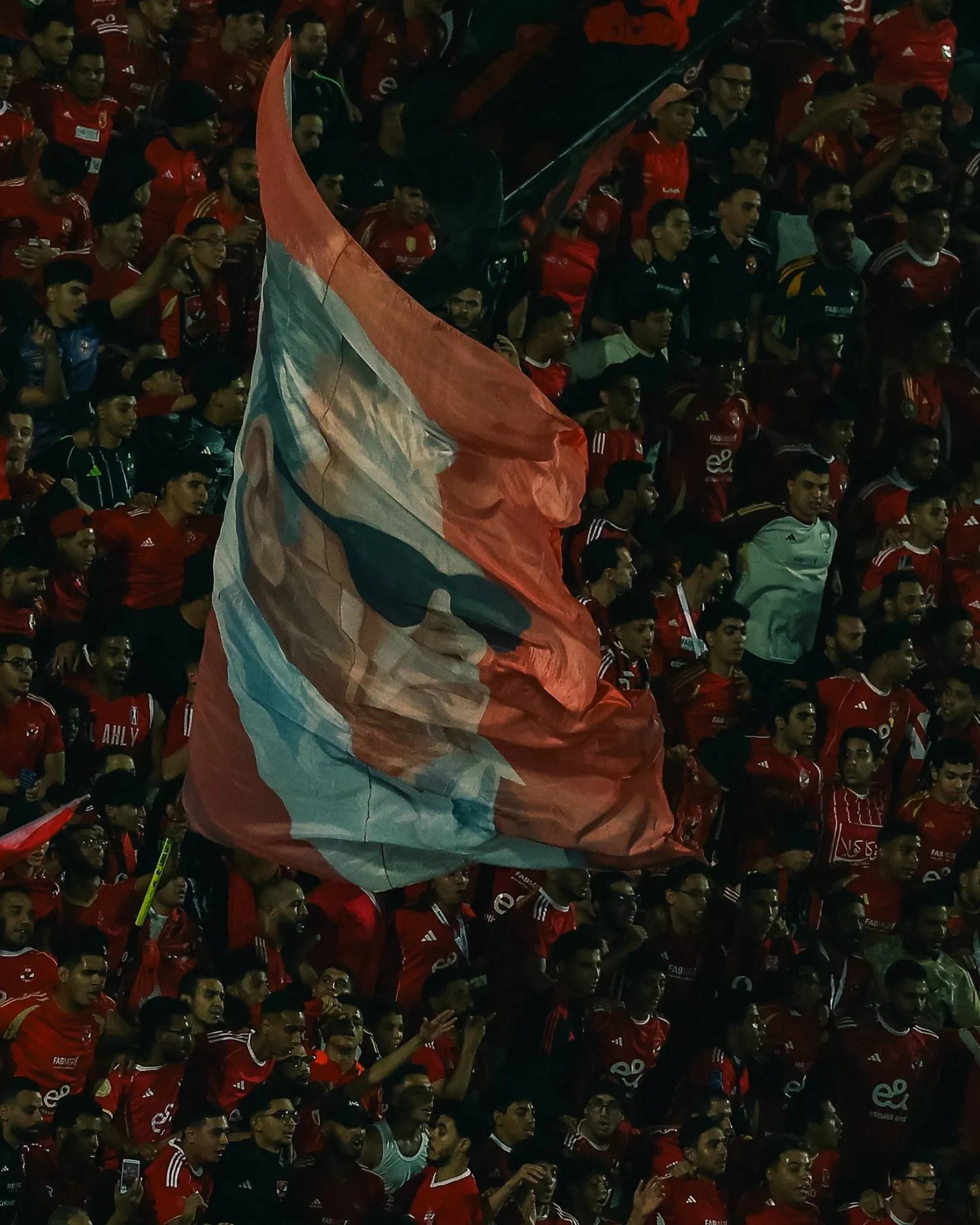 جماهير الأهلي تتطلع لاستمرار الخطيب رئيساً (النادي الأهلي)