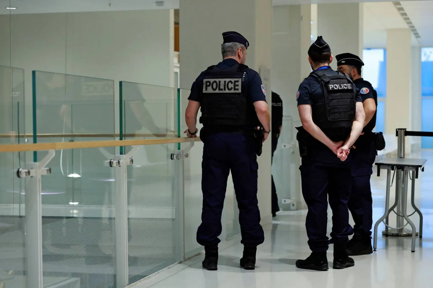 السلطات الفرنسية تشتبه في ارتكاب عصابة منظمة جريمة قتل عمد (رويترز)