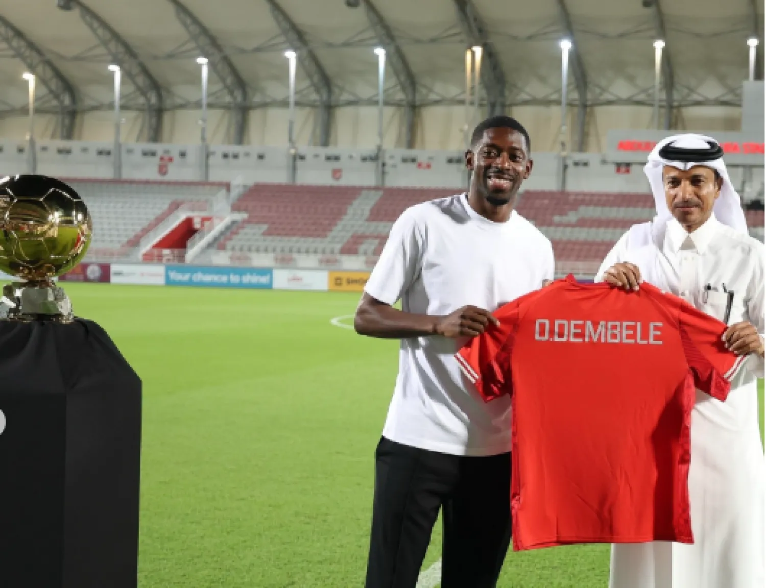 النجم الفرنسي الدولي عثمان ديمبيلي في نادي الدحيل القطري (نادي الدحيل)
