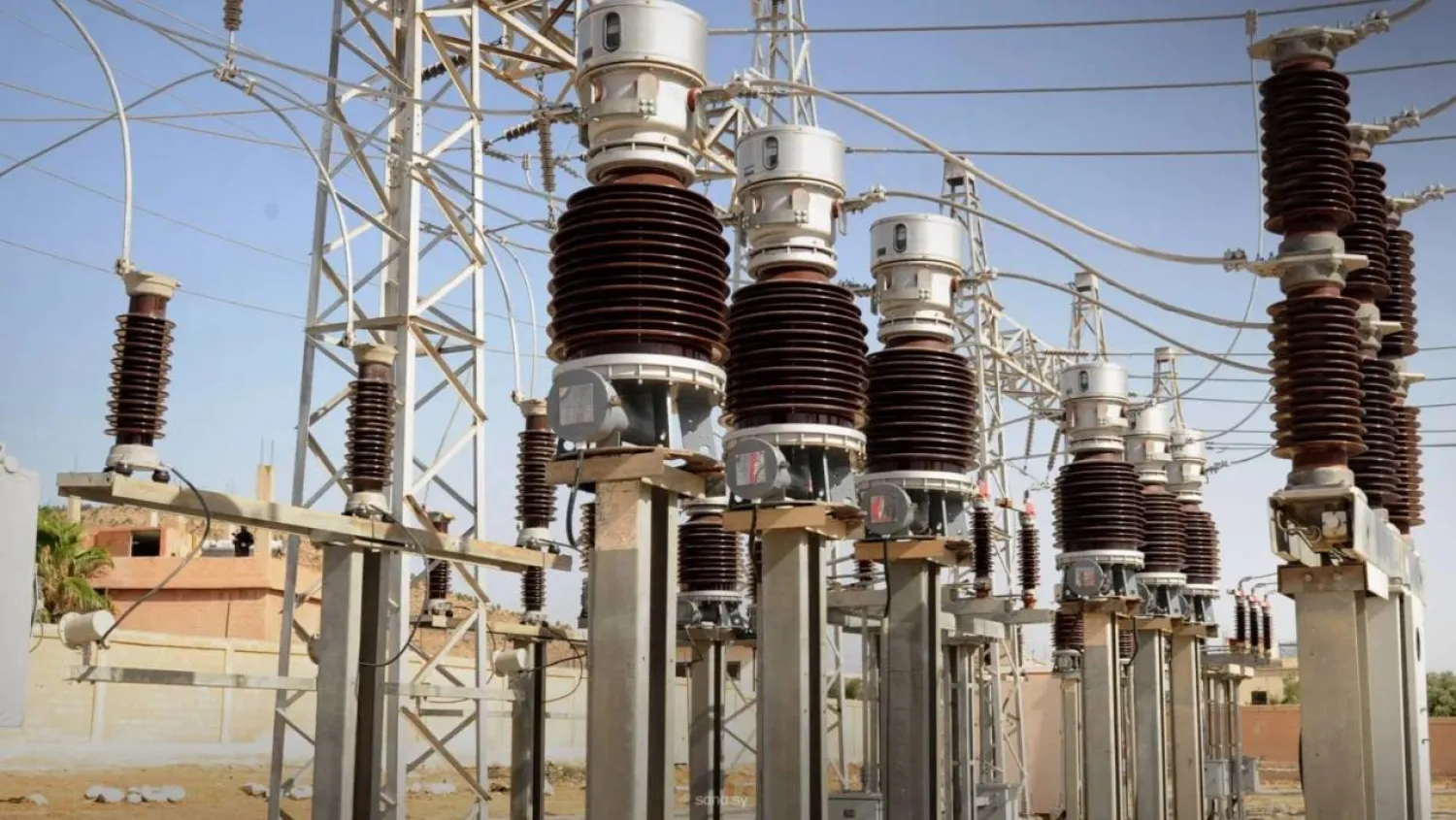 Al-Suleiman stressed that the ministry continues to work with local and international companies to expand gas production