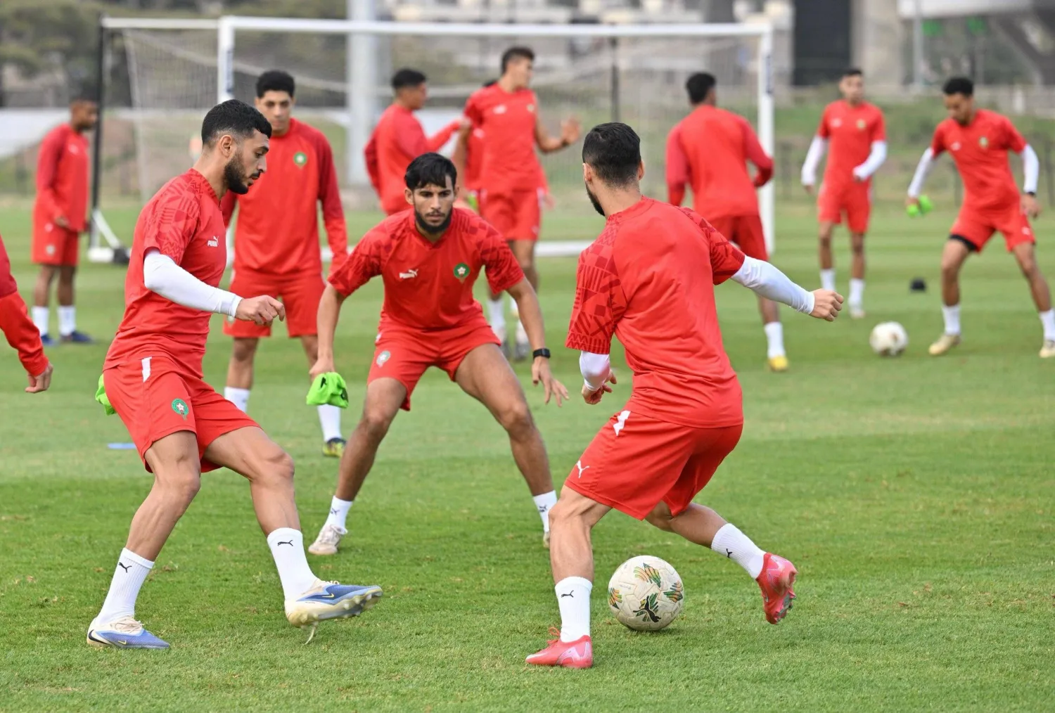 المنتخب المغربي المشارك في كأس العرب لكرة القدم سيخوض مباراتين وديتين أمام نظيريه المصري والكويتي (الاتحاد المغربي لكرة القدم)