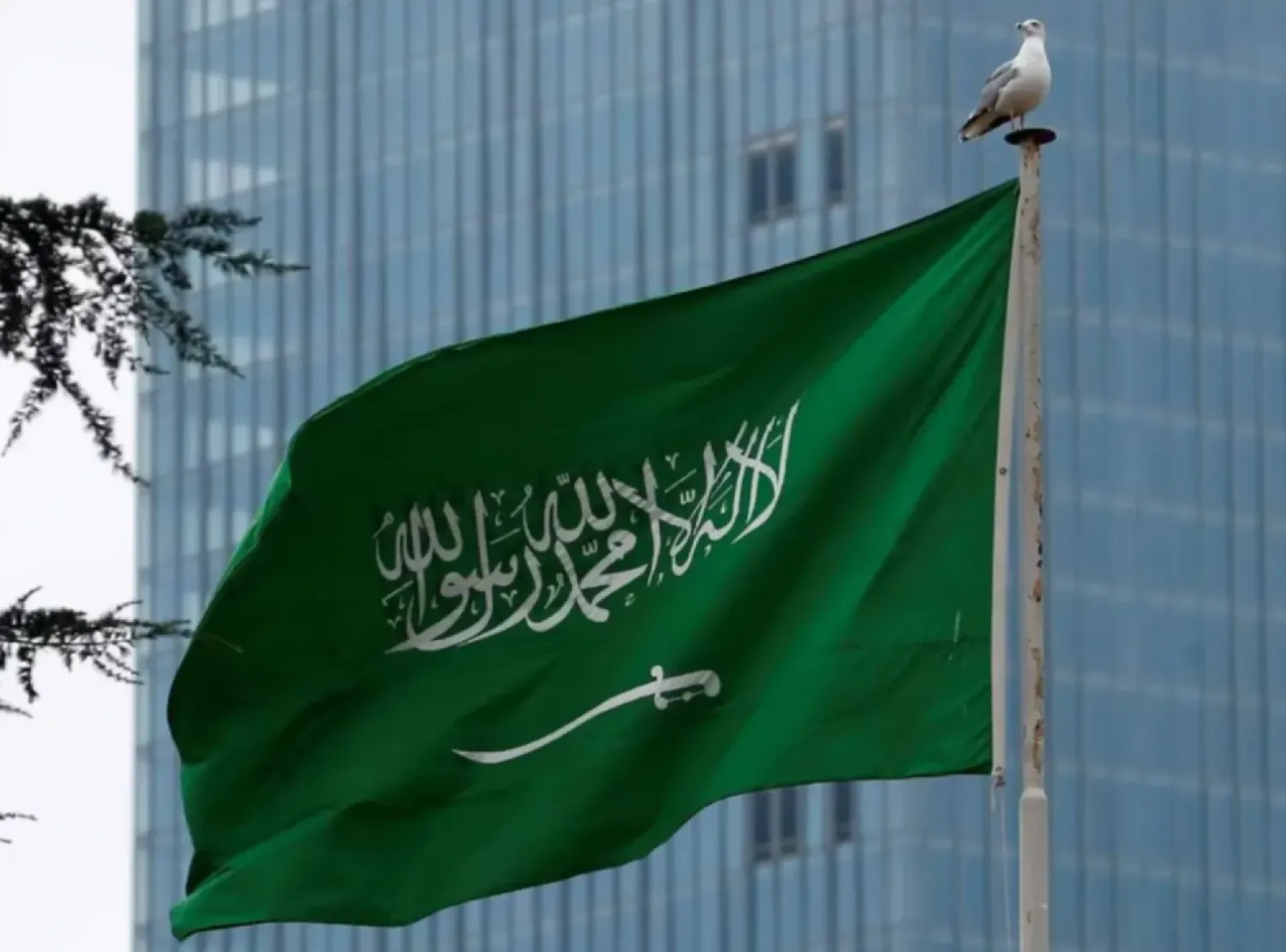 The initiative comes as part of the authority’s efforts to strengthen the Kingdom’s position as a global investment destination. (File photo of the Saudi flag)