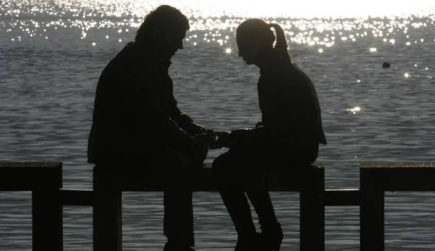 نبرة الصوت قد تكون أهم من مضمون الكلام (رويترز)