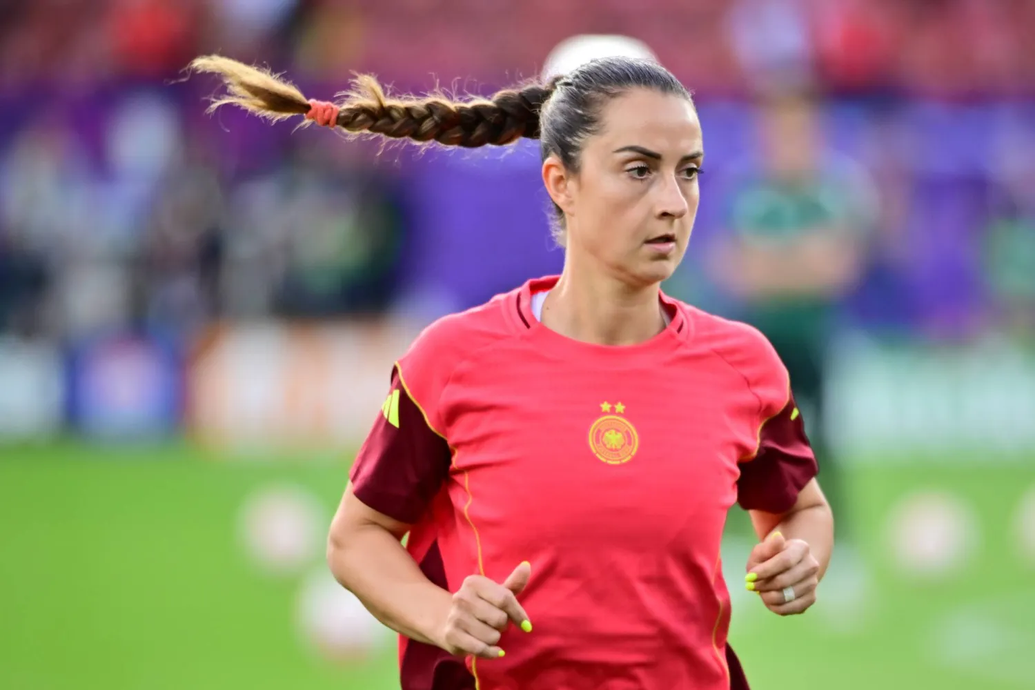 سارا ديبريتس (د.ب.أ)