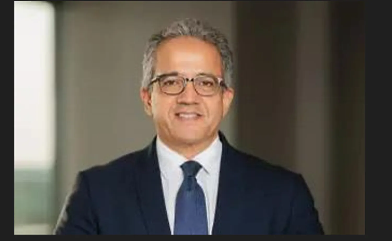 الدكتور خالد العناني مرشحاً لمنصب مدير اليونيسكو (وزارة الثقافة المصرية)